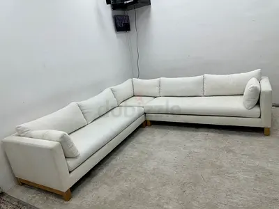 Looks great condition cratebarrel corner sofa