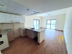 SPACIOUS 1BR | MODERN DESIGN | BIG BALCONY | PRIME LOCATION | OPPOSITE TO PARK | AVAILABLE NOW