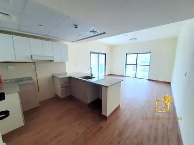 SPACIOUS 1BR | MODERN DESIGN | BIG BALCONY | PRIME LOCATION | OPPOSITE TO PARK | AVAILABLE NOW
