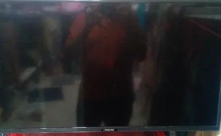 Nikai tv Emergency sell good condition....anyone interest call me