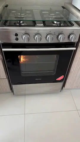 Hisense silver gas range with oven - 4 burners, good working condition