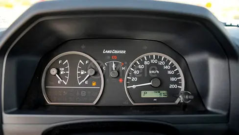 صورة 5 لـ 2026 Toyota LAND CRUISER 70 SERIES