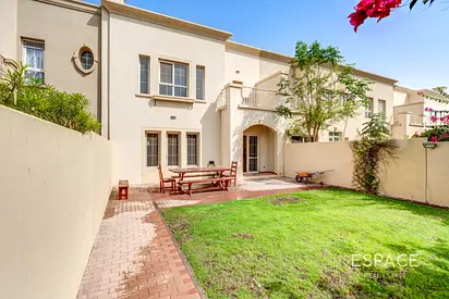 3 Bedroom Plus Study | Springs | Well Maintained