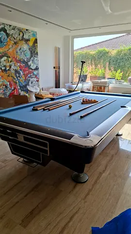 Used full-size billiards/pool table in good condition 9x4.5 feet