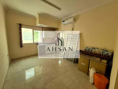 Spacious Studio | Near To Bus Station | And Family Park