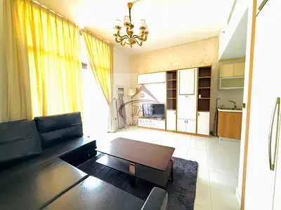 FURNISHED | NEXT TO METRO | VACANT