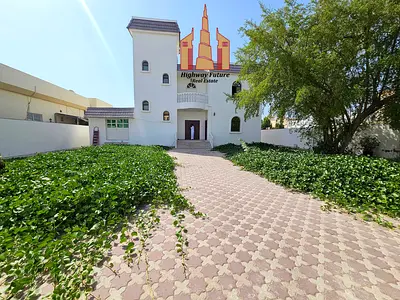 5 Bed room Hall Majlis balcony Maids room big yard Near park 80k