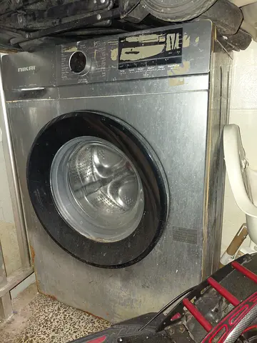 Front-load washing machine (used) - stainless steel