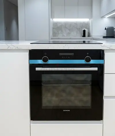 Siemens iQ500 HB557JYS0M Built-in Electric Oven 60cm – Latest Black Edition | German Made