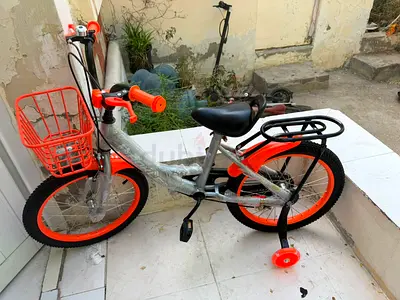 🚲 Brand New Kids Bicycle (Age 5+) with Basket  Training Wheels – AED 150