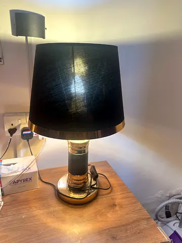 Urgent Sale! Excellent condition Black Table Lamp with Brass Accents -from Mk kabbani furniture