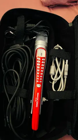 Vintage - MagicSing Karaoke Microphone with Cables and Case - Red