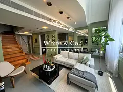 High End Upgrades l Duplex l Large Layout