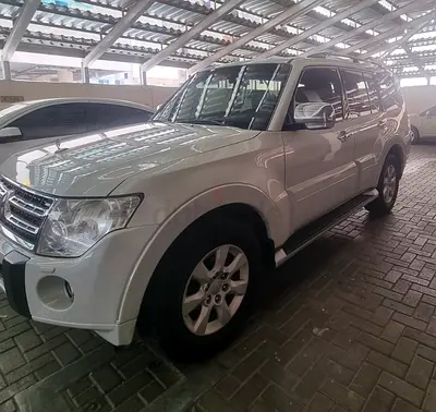 Mitsubishi Pajero GLX 2011 GCC Specs