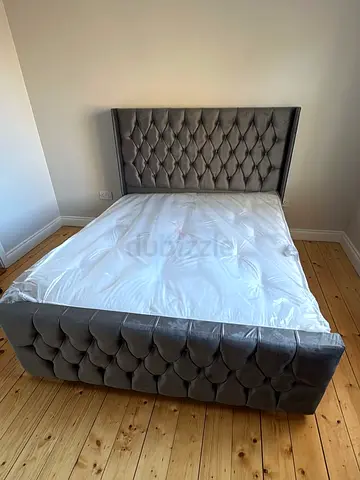 Luxury Fabric Bed Frame With Mattress Stylish Modern Design Headboard