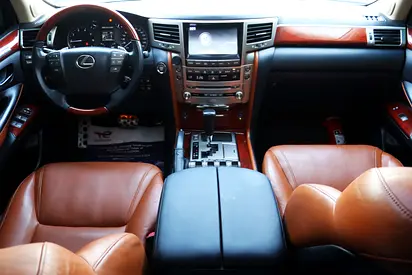 2014 Lexus LX-SERIES photo 15