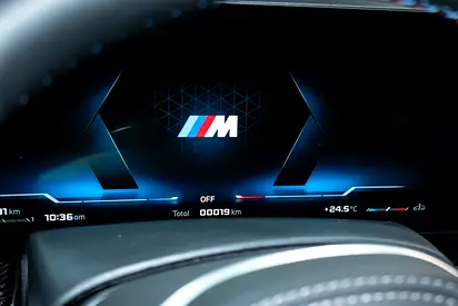 صورة 13 لـ 2026 BMW X5