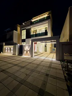 Villa for annual rent, 5 bedrooms, Al Haliyo - Ajman, 2 floors + roof + swimming pool