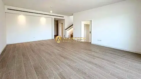 Spacious Layout | Single Row | Family Community