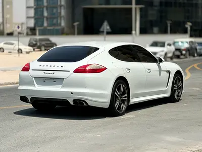 2013 Porsche PANAMERA — миниатюра 16