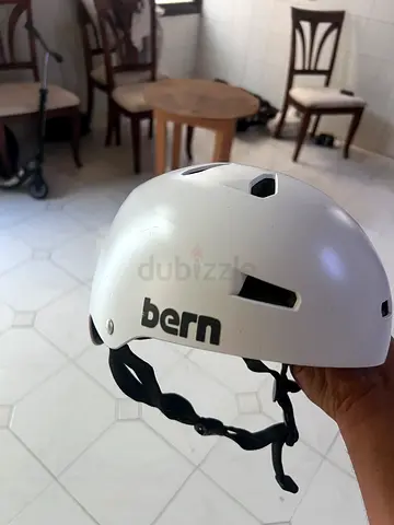 White Bern multi-sport helmet - good condition