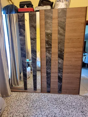 دولاب جرار بابين من PAN Home بمراية – حالة جيدة PAN Home 2-Door Sliding Wardrobe with Mirror – good