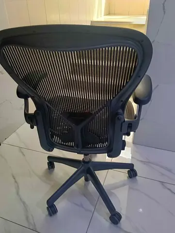 Herman Miller Aeron office chair Fully Options With Adjustable Arms Excellent Condition