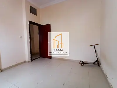 Today offer 1bhk close to madina shopping center only 30k