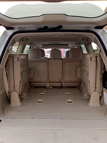 2018 Toyota LAND CRUISER — фото 5