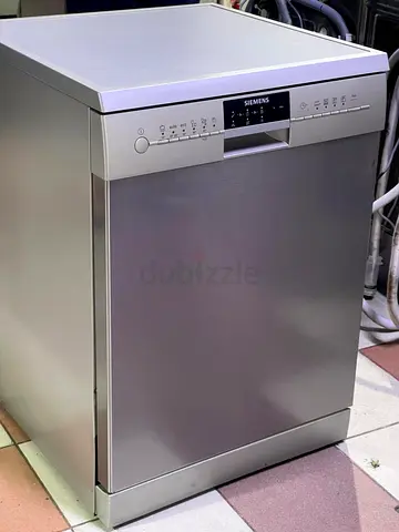 Siemens freestanding dishwasher - stainless steel three Racks , good working condition