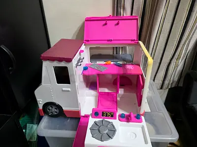 Barbie Food Truck