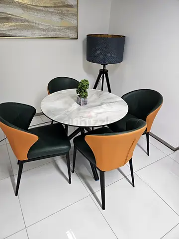 Round Marble-Top Dining Table with 4 Modern Two-Tone Chairs
