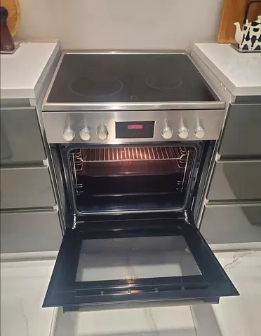 BOSCH Brand 4 Rings Full Electric Ceramic Cooker Range Size 60cm