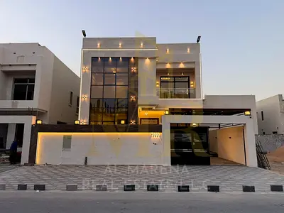 Villa in a prime location - for sale directly from the owner - Two floors and a roof at a competitive price