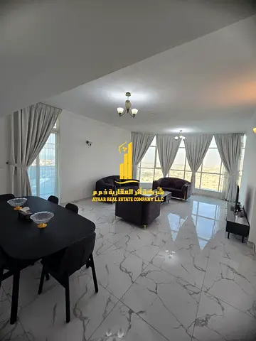 باطلاله بحريه. شقة فاخره اول ساكن غرفتين وصالة مع بلكونه مفتوحه.عجمان برج الواحه. للإيجار الشهري. الايجار يشمل الفواتير والإنترنت وموقف