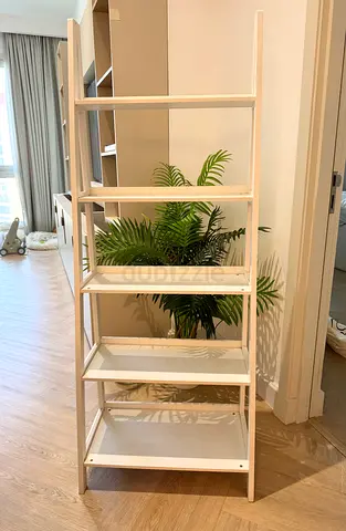 Shelf Ladder, White 5-Tier Leaning Shelf Unit - Good Condition