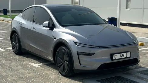 Tesla Model Y Dual Motor 2025 - GCC Specs - Dealer Condition تسلا دفع رباعي لونق رينج - خليجية