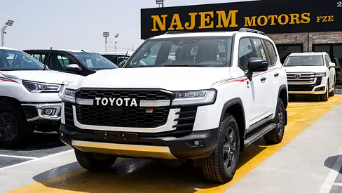 2025 Toyota Land Cruiser GR Sport hybrid - GCC Specs - Zero KM