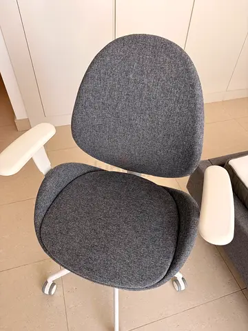 Grey fabric swivel office chair with armrests - excellent condition