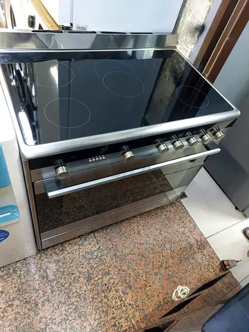 Siemens iq700 Model Electric ceramic cooking range 90x60cm