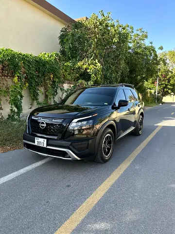 2023 Nissan Pathfinder SL | American Specs | Pristine Condition