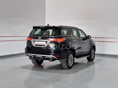 2021 Toyota FORTUNER 照片 6