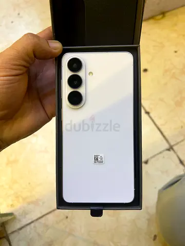Samsung s26 512GB with box