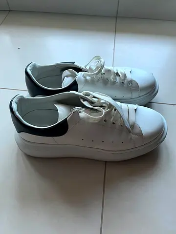 Alexander McQueen men sneakers