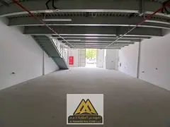 Ground floor area: 1,615 sq ft Mezzanine area: 1,138 sq ft Total area: 2,753 sq ft