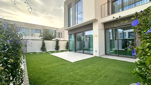 Single Row | Park Facing | Next to Gym and Pool