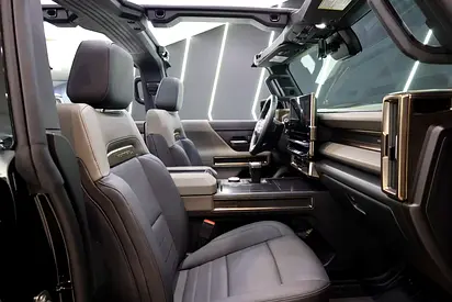 صورة 9 لـ 2024 GMC HUMMER
