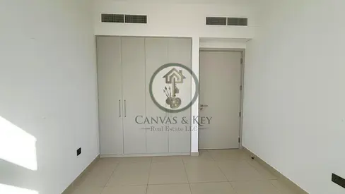 PRIME LOCATION | MODERN LAYOUT | CLOSE TO AMENITIES