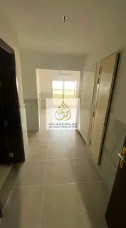 Annual rent in Ajman, Al Rawda 2, behind Layali Beirut. Family building. One bedroom, living room,
