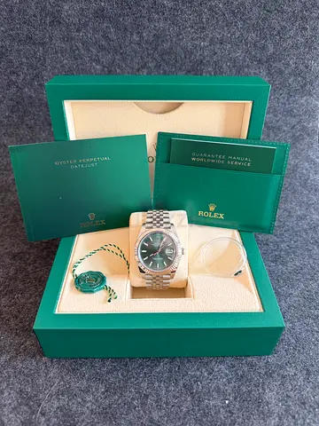 Rolex Datejust 41mm Mint Green BoxPapers 10/2024